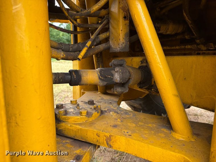 image for item ET6397 1983 Case W18B wheel loader