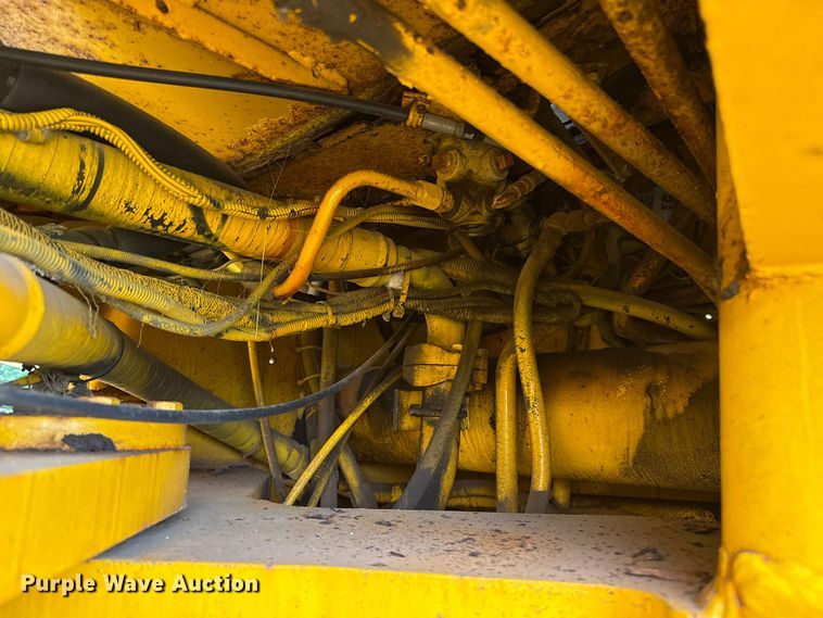 image for item ET6397 1983 Case W18B wheel loader
