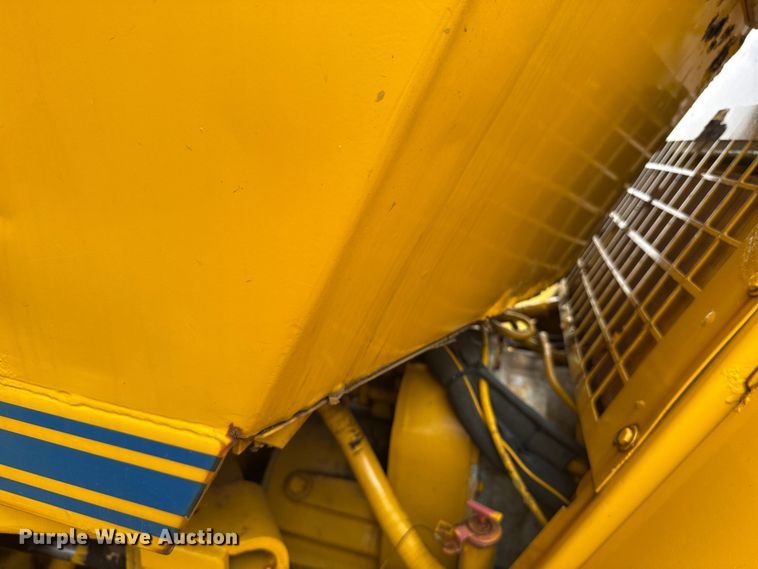 image for item ET6397 1983 Case W18B wheel loader