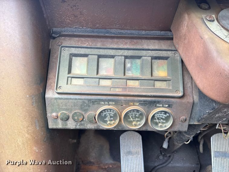 image for item ET6397 1983 Case W18B wheel loader