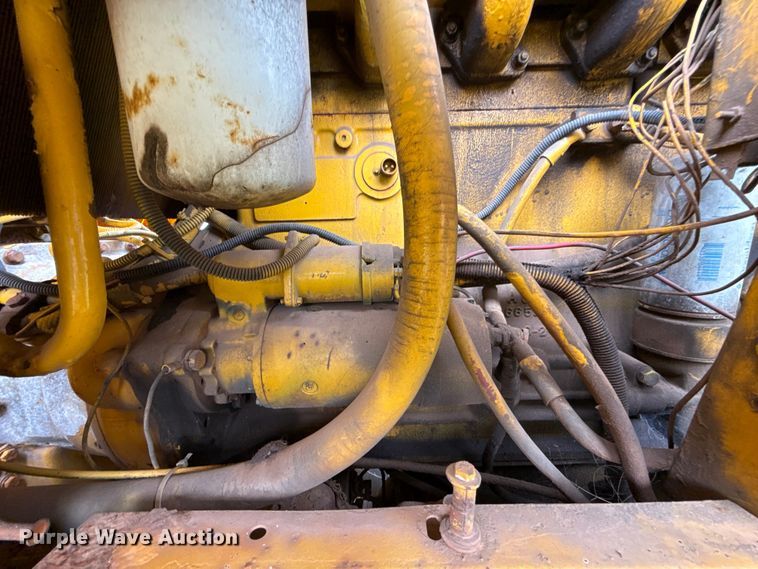 image for item ET6397 1983 Case W18B wheel loader