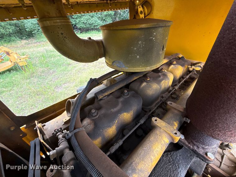 image for item ET6397 1983 Case W18B wheel loader