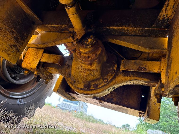 image for item ET6397 1983 Case W18B wheel loader