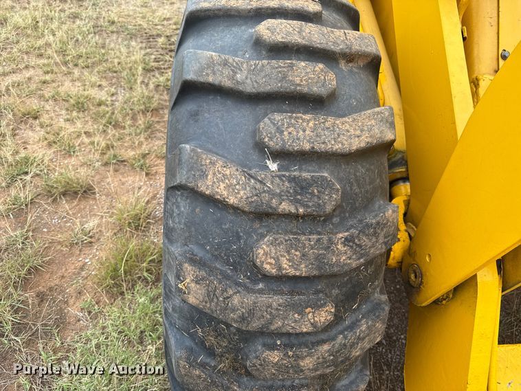 image for item ET6397 1983 Case W18B wheel loader
