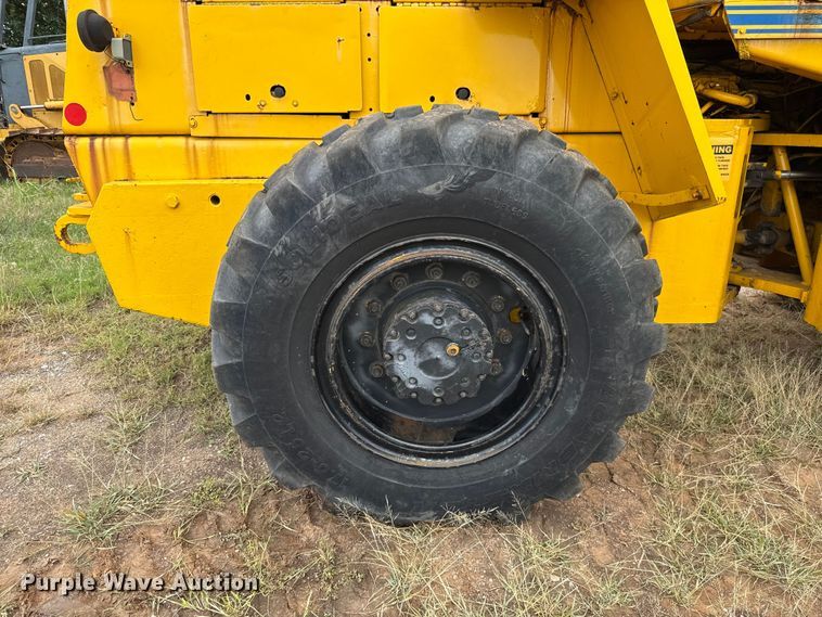 image for item ET6397 1983 Case W18B wheel loader