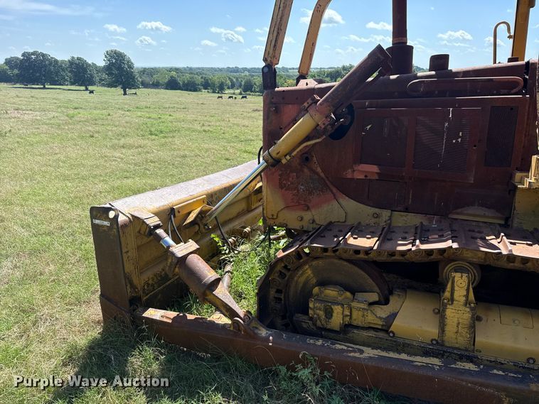 image for item ET6404 Caterpillar D6D dozer