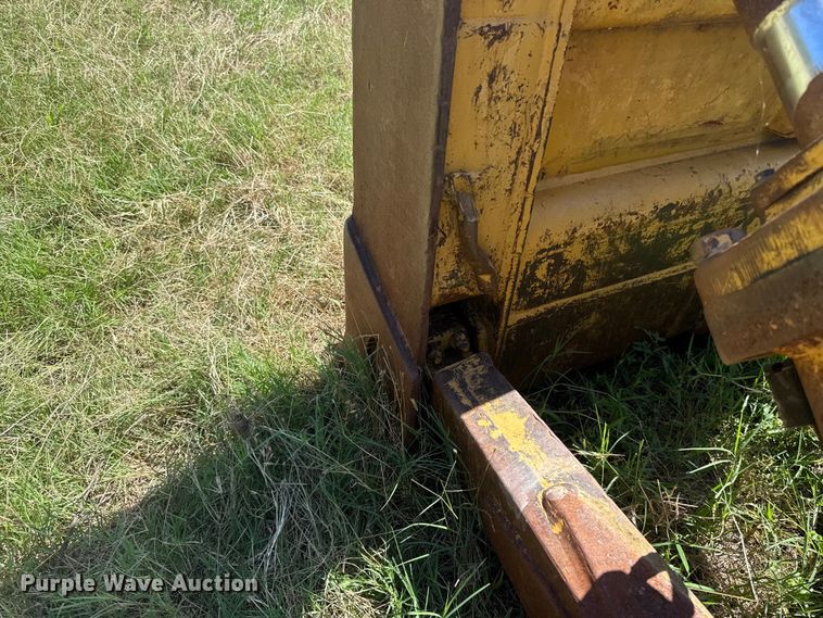 image for item ET6404 Caterpillar D6D dozer