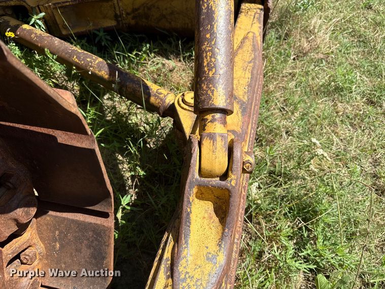 image for item ET6404 Caterpillar D6D dozer