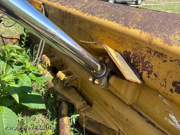 image for item ET6404 Caterpillar D6D dozer