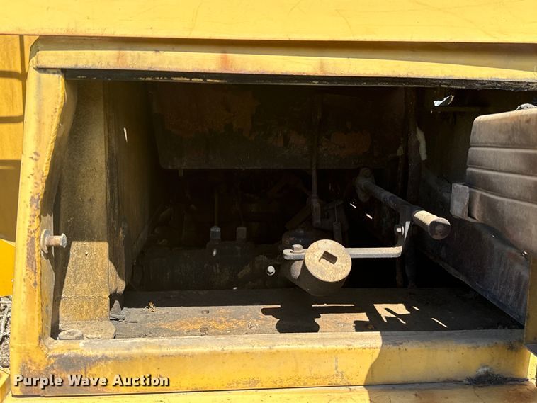 image for item ET6404 Caterpillar D6D dozer