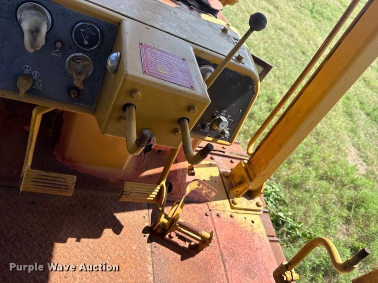 image for item ET6404 Caterpillar D6D dozer