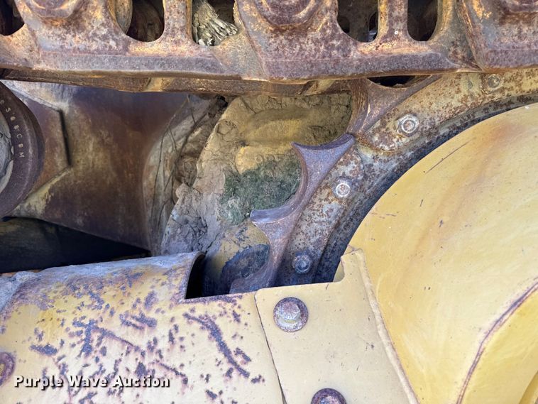 image for item ET6404 Caterpillar D6D dozer