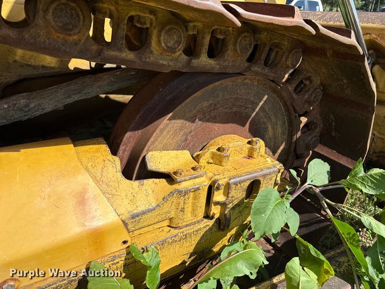 image for item ET6404 Caterpillar D6D dozer