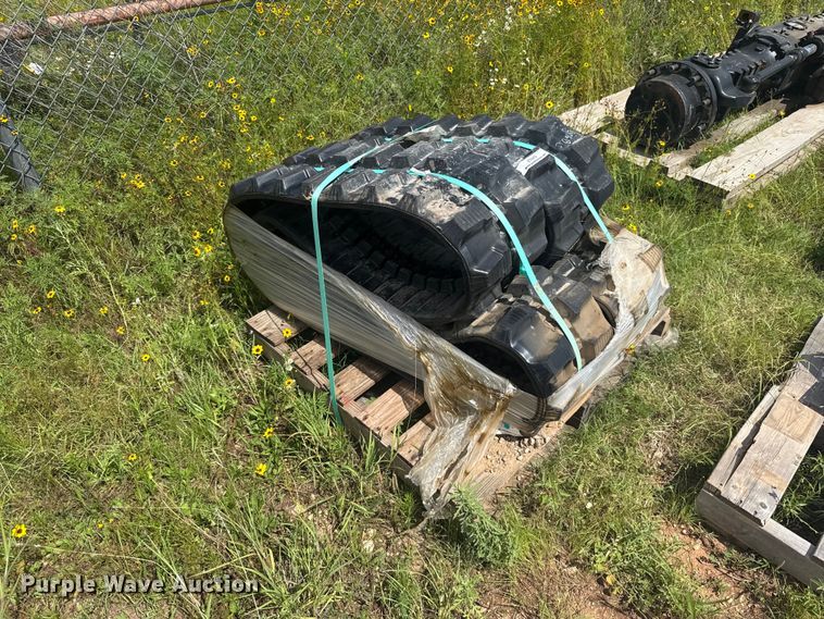 image for item ET6433 ITR mini excavator tracks