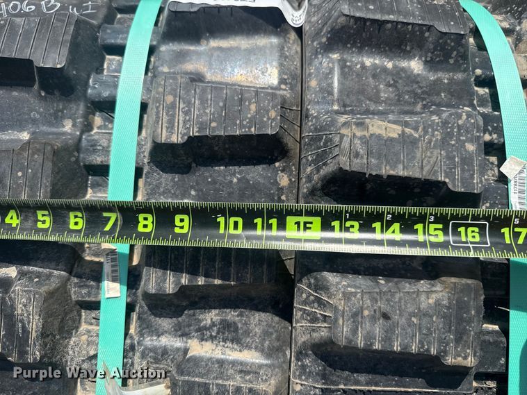 image for item ET6433 ITR mini excavator tracks