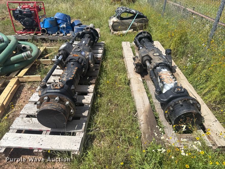 image for item ET6434 (2) Spicer 223/159 axles