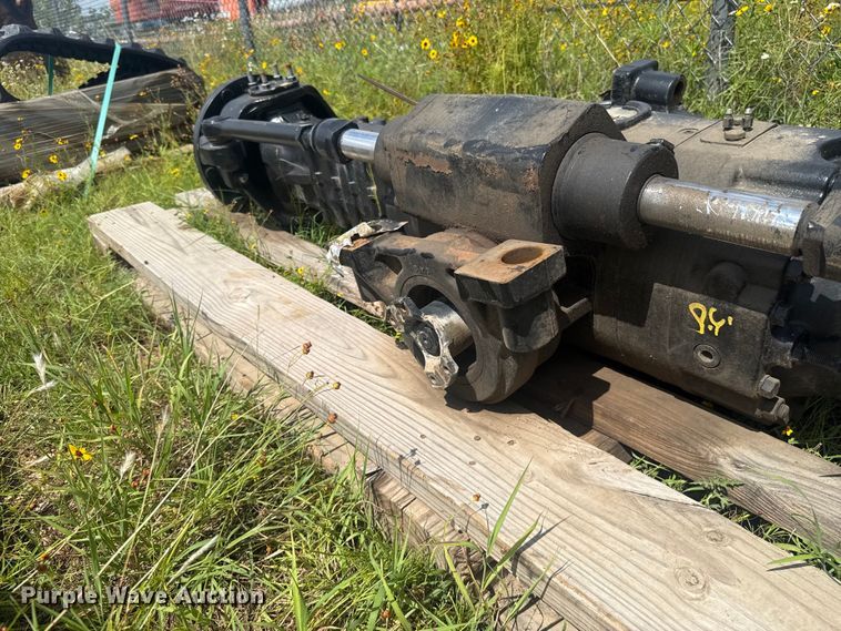 image for item ET6434 (2) Spicer 223/159 axles