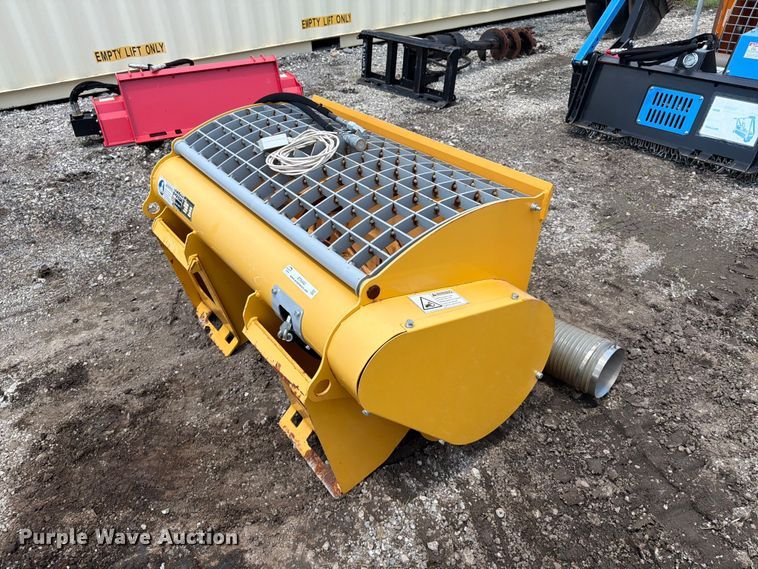 image for item ET6442 2023 LandHonor DCM-11-250G skid steer concrete mixer