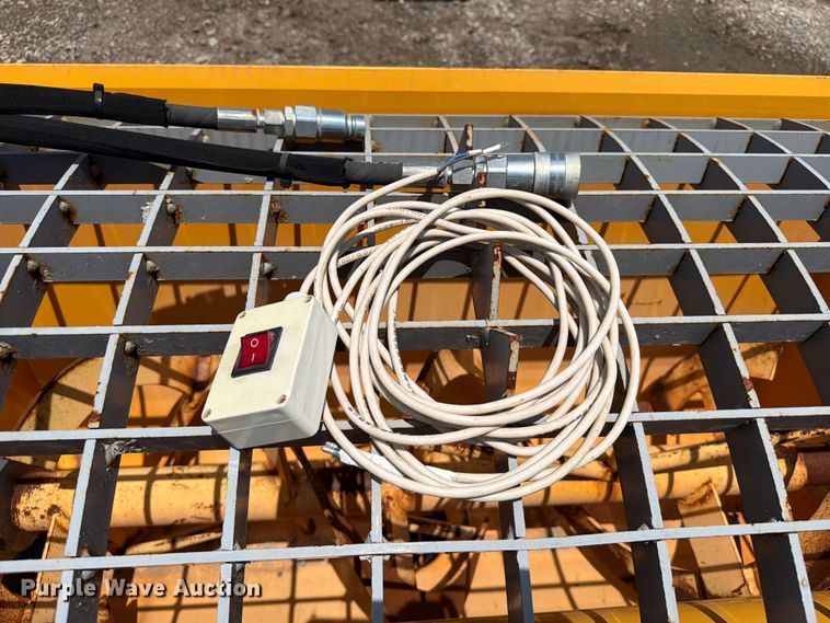 image for item ET6442 2023 LandHonor DCM-11-250G skid steer concrete mixer