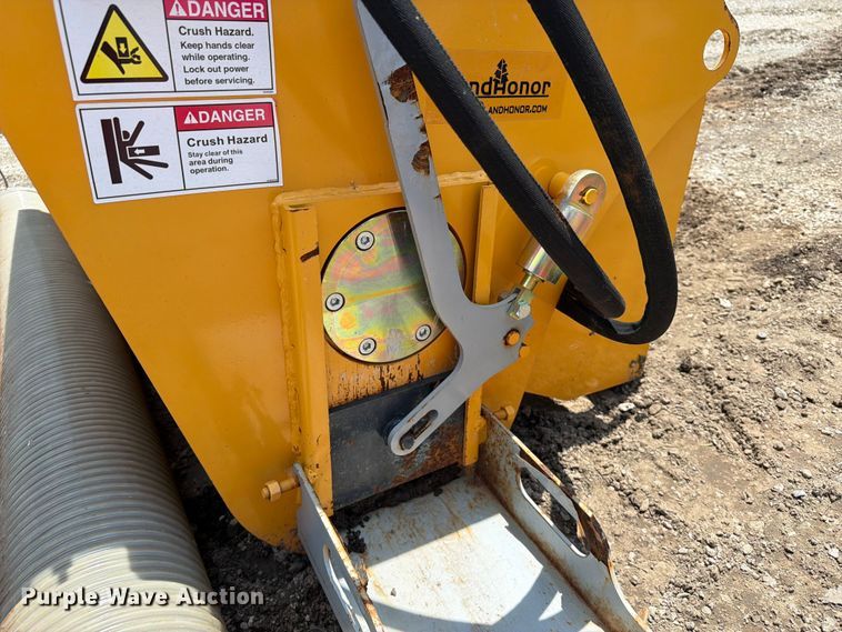 image for item ET6442 2023 LandHonor DCM-11-250G skid steer concrete mixer