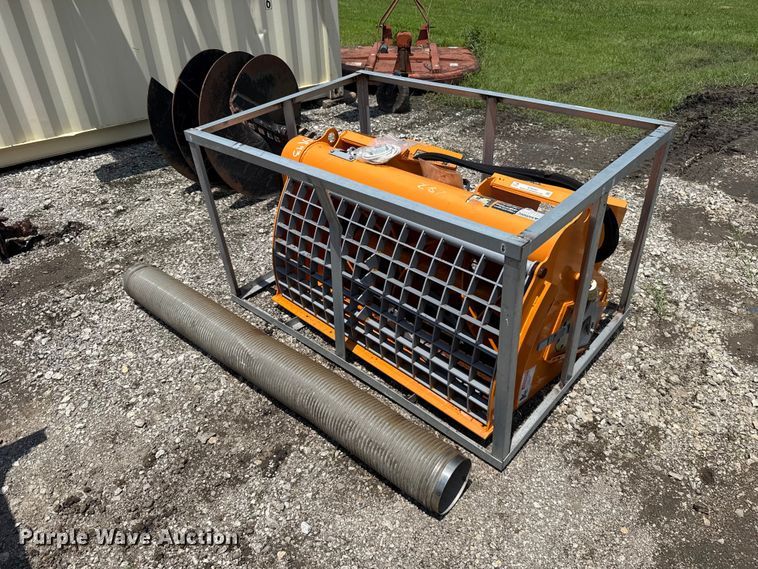 image for item ET6443 2024 Land Honor DCM-11-250G skid steer concrete mixer
