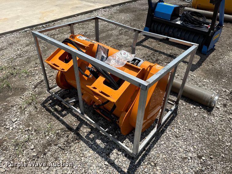 image for item ET6443 2024 Land Honor DCM-11-250G skid steer concrete mixer