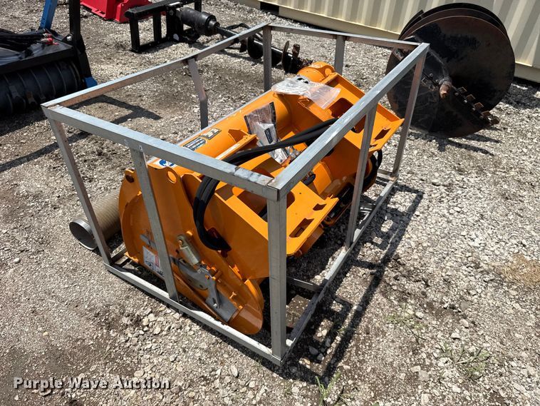 image for item ET6443 2024 Land Honor DCM-11-250G skid steer concrete mixer