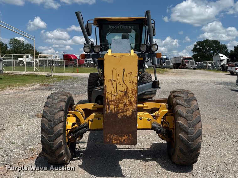 image for item ET6447 2010 John Deere 672G motor grader