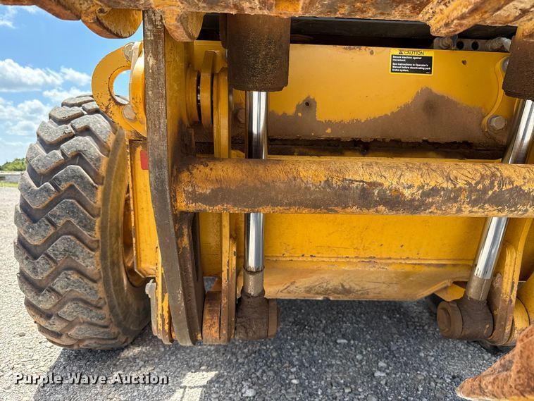 image for item ET6447 2010 John Deere 672G motor grader
