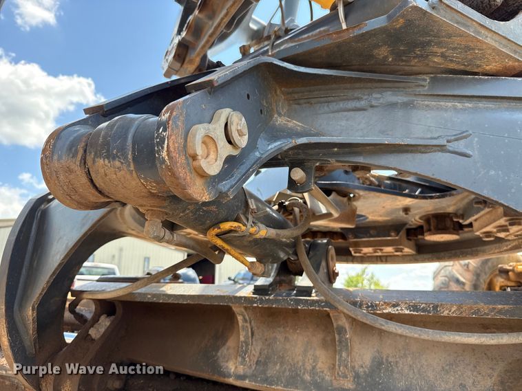 image for item ET6447 2010 John Deere 672G motor grader