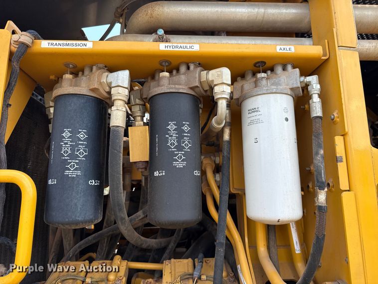 image for item ET6447 2010 John Deere 672G motor grader