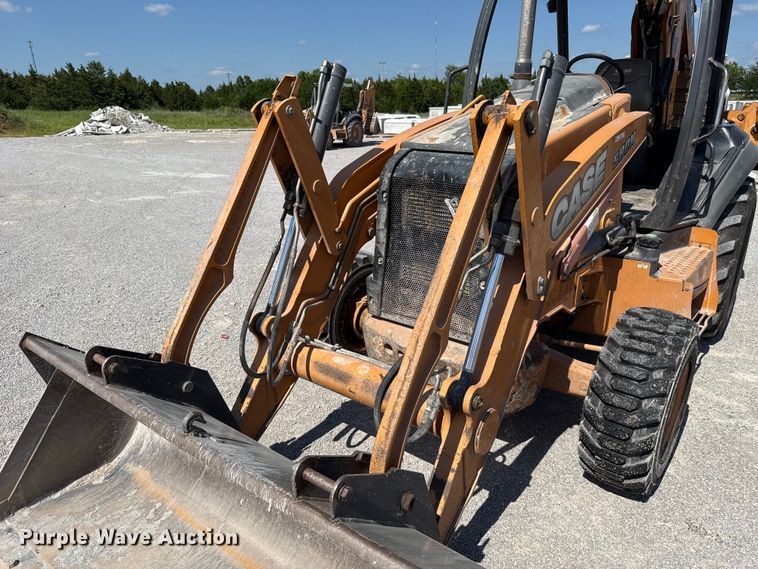 image for item ET6448 2013 Case 580N backhoe