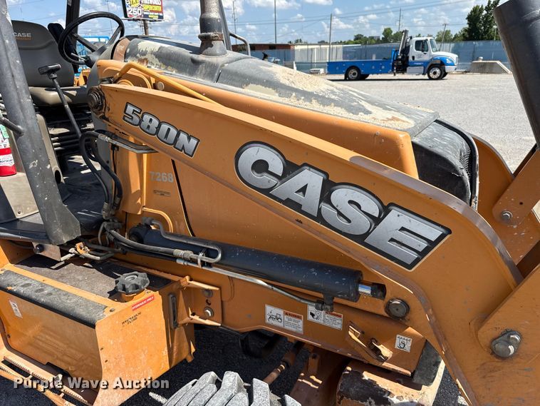 image for item ET6448 2013 Case 580N backhoe