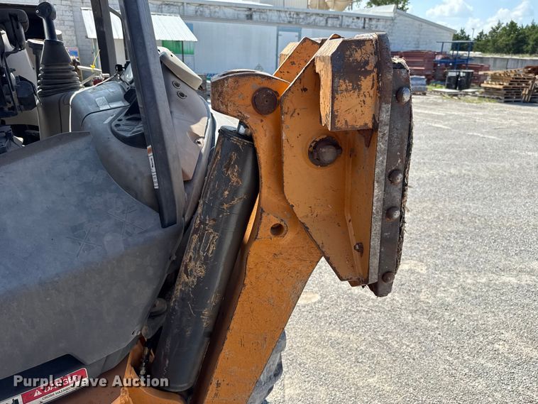 image for item ET6448 2013 Case 580N backhoe