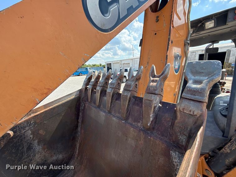 image for item ET6448 2013 Case 580N backhoe
