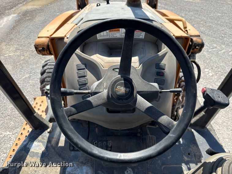 image for item ET6448 2013 Case 580N backhoe