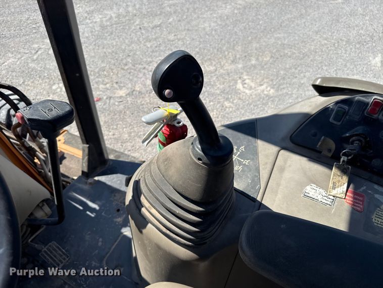 image for item ET6448 2013 Case 580N backhoe