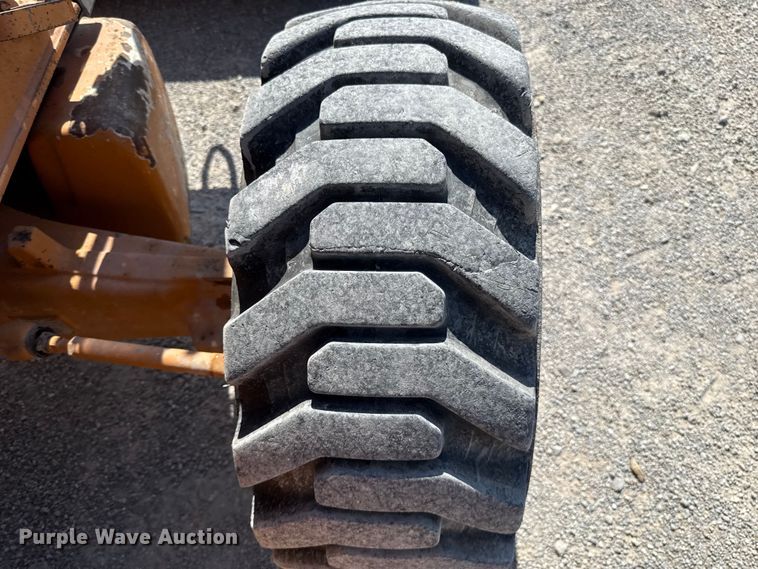 image for item ET6448 2013 Case 580N backhoe