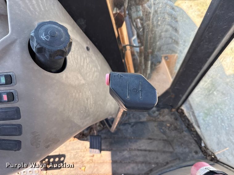 image for item ET6451 2013 Case 580N backhoe