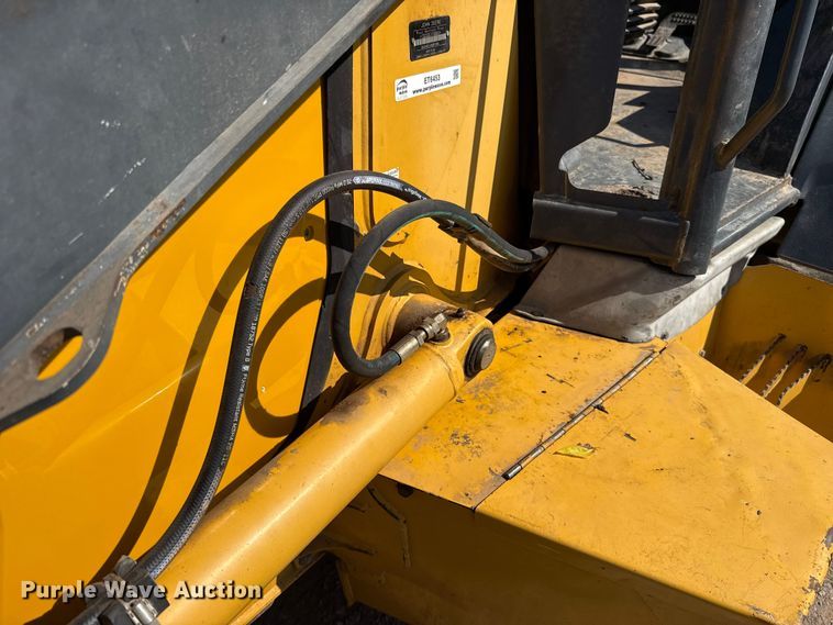 image for item ET6453 2018 John Deere 310SL backhoe