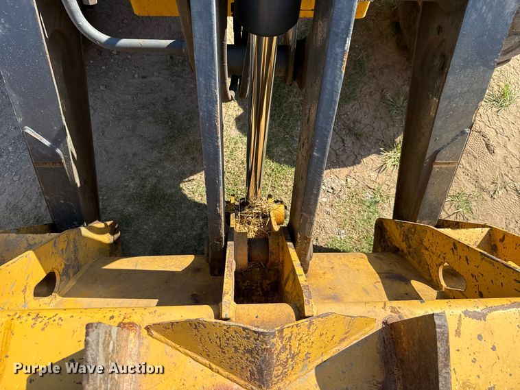 image for item ET6453 2018 John Deere 310SL backhoe