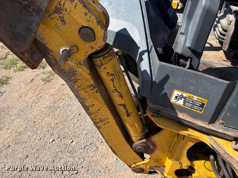 image for item ET6453 2018 John Deere 310SL backhoe