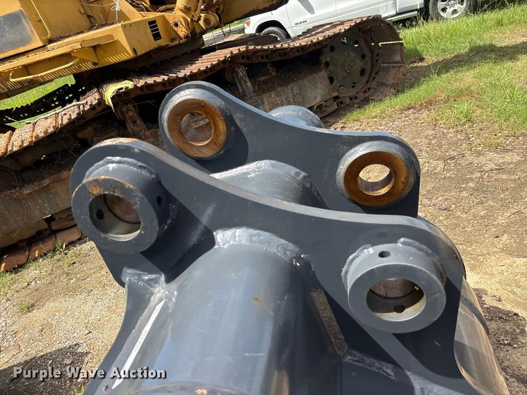 image for item EU0670 Smartcharm SCGB200-CAT320D-42GP excavator bucket