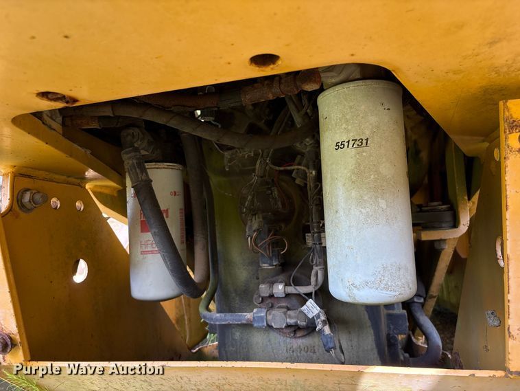 image for item EU0682 1999 Champion 720A motor grader