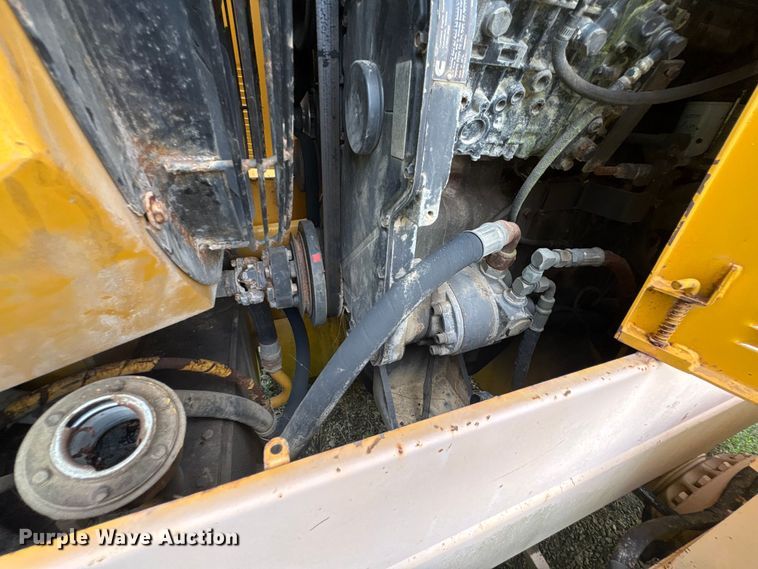 image for item EU0682 1999 Champion 720A motor grader