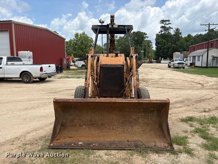 image for item EU0683 1996 Case 580L backhoe
