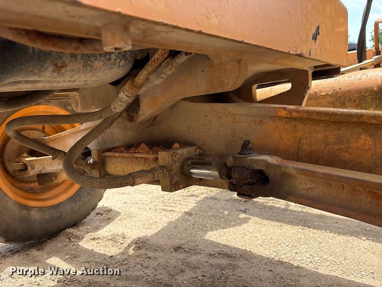 image for item EU0683 1996 Case 580L backhoe