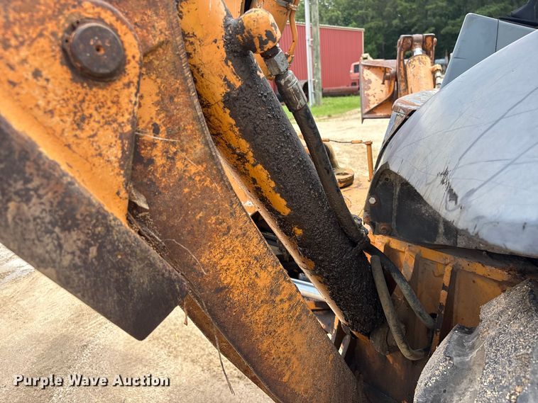 image for item EU0683 1996 Case 580L backhoe