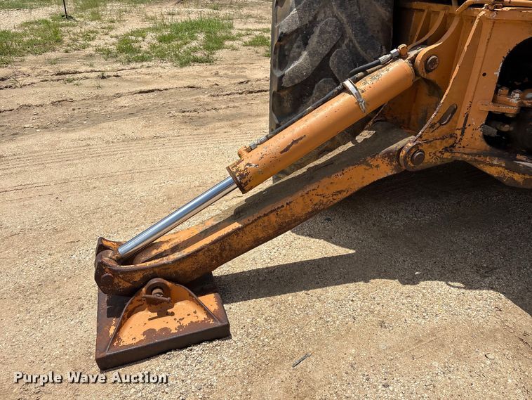 image for item EU0683 1996 Case 580L backhoe