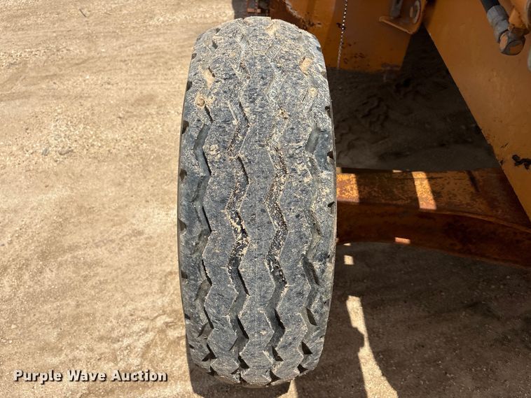 image for item EU0683 1996 Case 580L backhoe